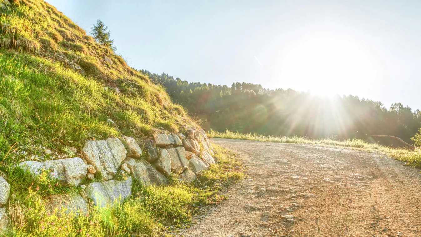 Riasztással nyitott az április, de másik arcát mutatja majd