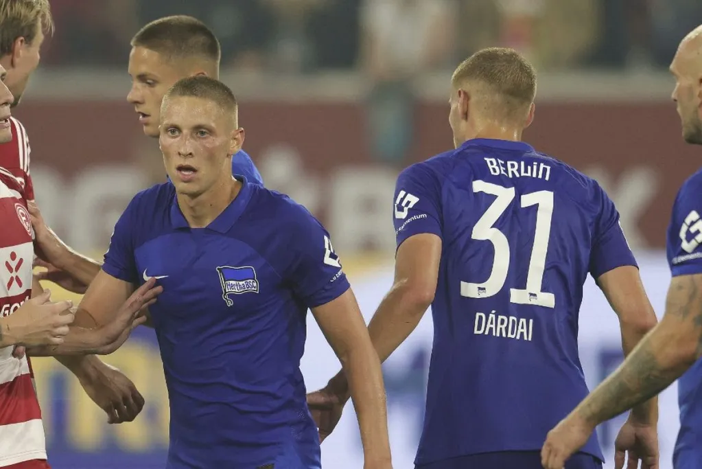 Dárdai Bence (balra, a háttérben), Palkó és Márton: őszre hányan maradnak a Herthánál?