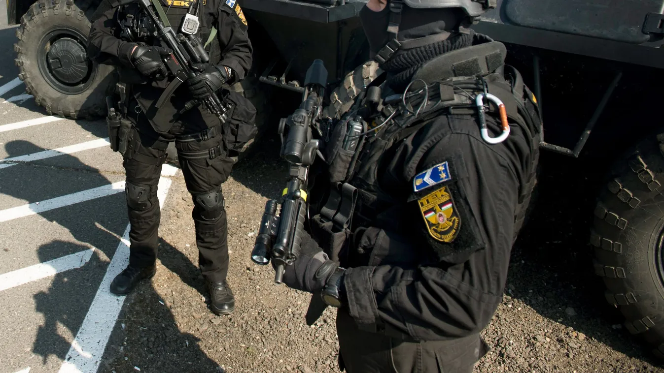 Merénylet készült Magyarországon, kivonult a TEK