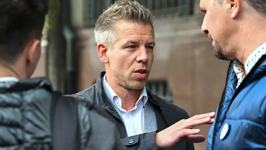 Magyar Péter intézője korábban a DK aktivistái között tűnt fel