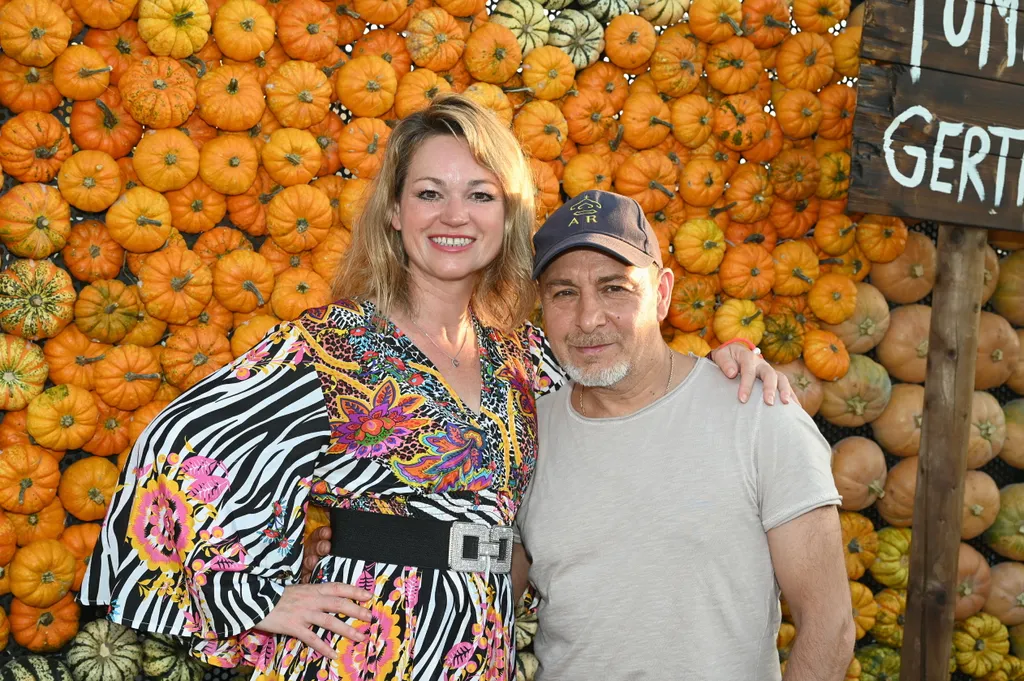 Atalay 2012-ben jött össze a sminkes Katja Ohneckkel. 2017-ben házasodtak össze. Ő a második felesége