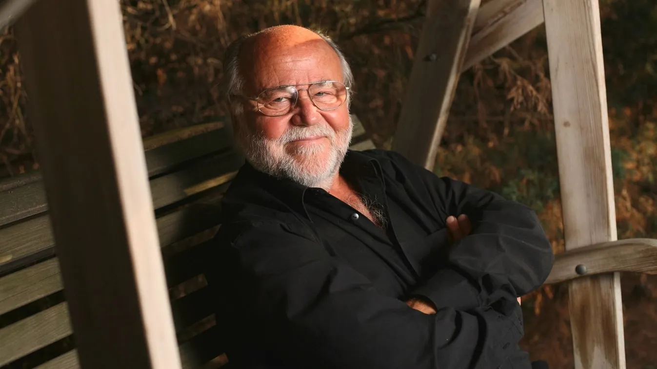 Két éve hunyt el a Nemzet Színésze: Így néz ki a sírja