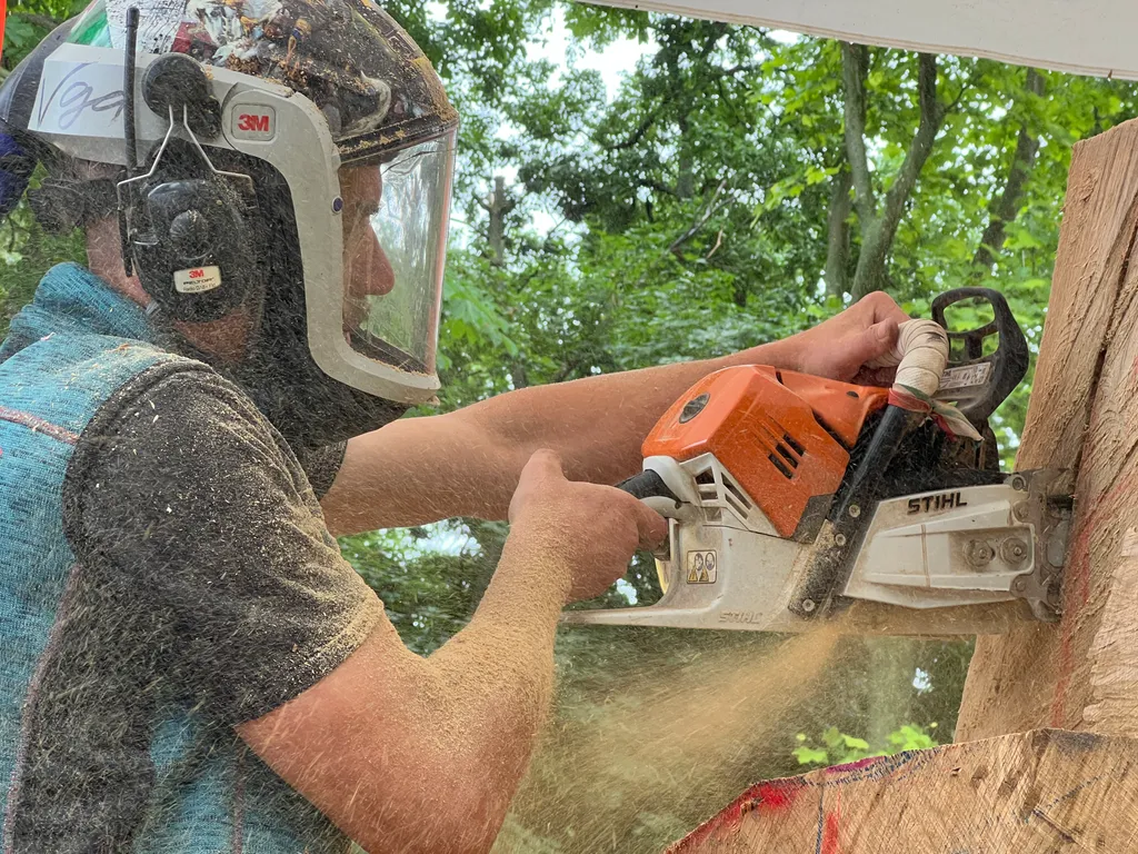 Varga Norbert Láncfürészes, Tatai Patara