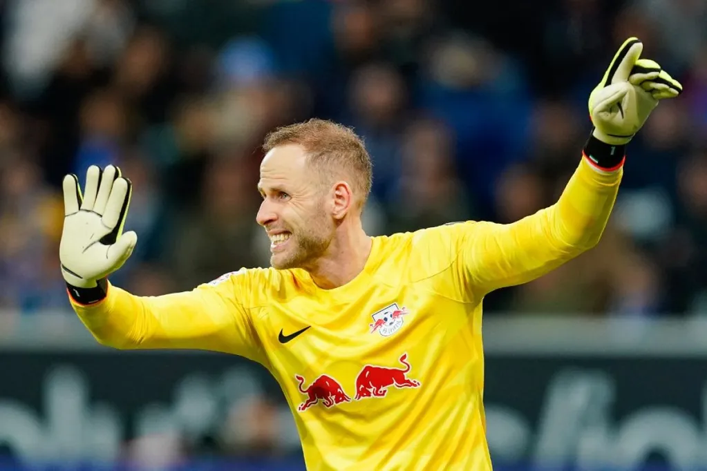 Meghosszabbítják Gulácsi 2025-ben lejáró szerződését Lipcsében