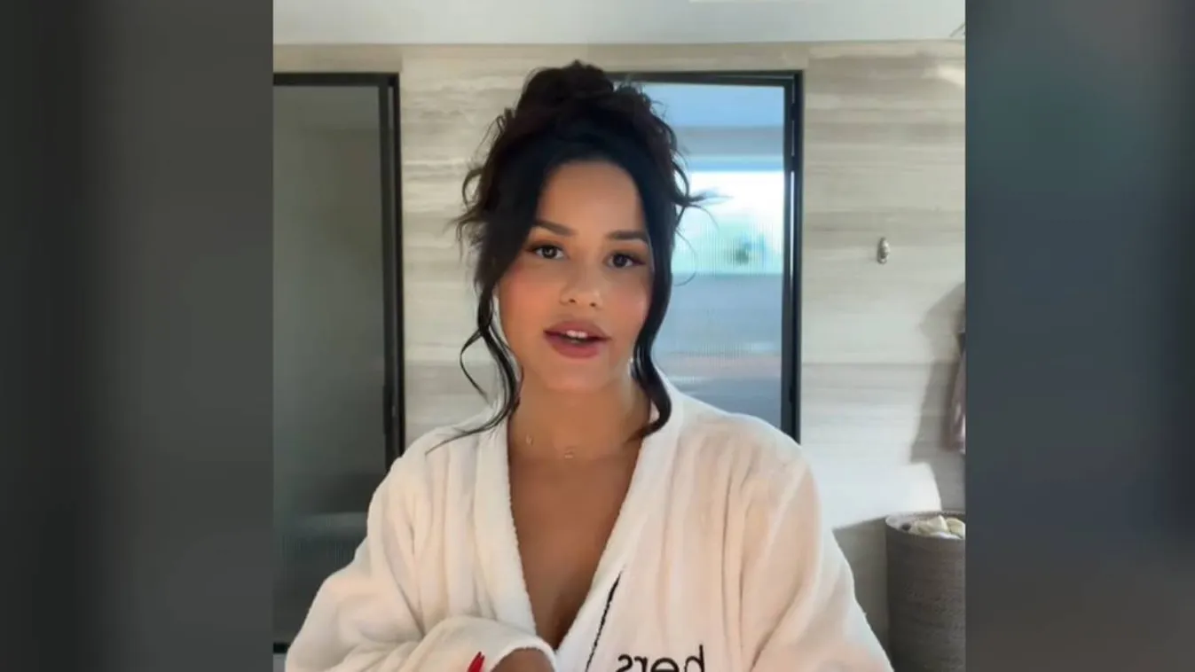 Mindenét megmutatta az álomtestű modell