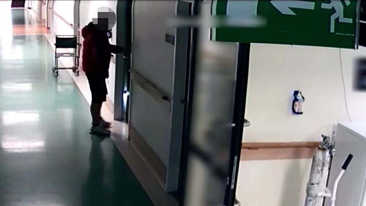 Alvó betegeket fosztott ki egy budai kórházban - kamera vette fel az elkövetőt