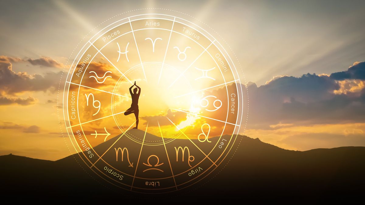 Zodiac,Wheel,And,Photo,Of,Woman,Practicing,Yoga,In,Mountains