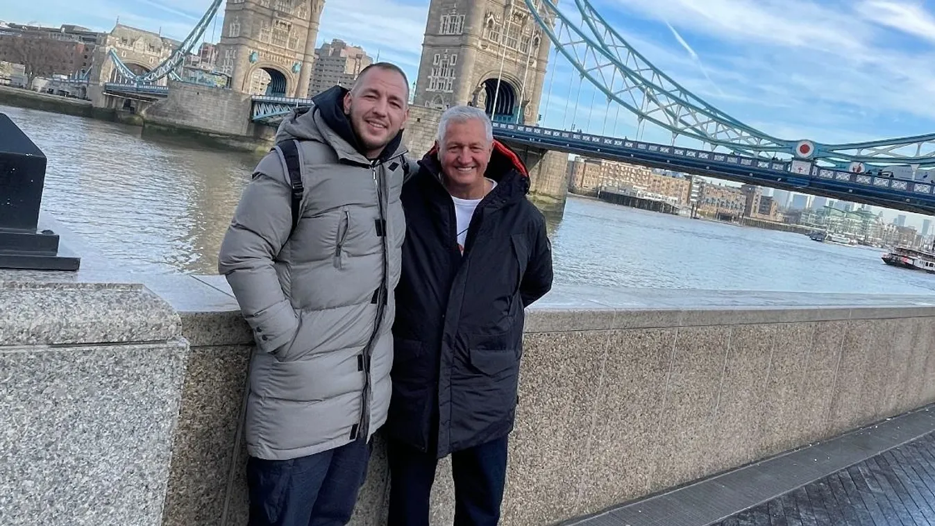 Curtisnek pótapát hozott a Covid: „Olyan, mint egy apuka”