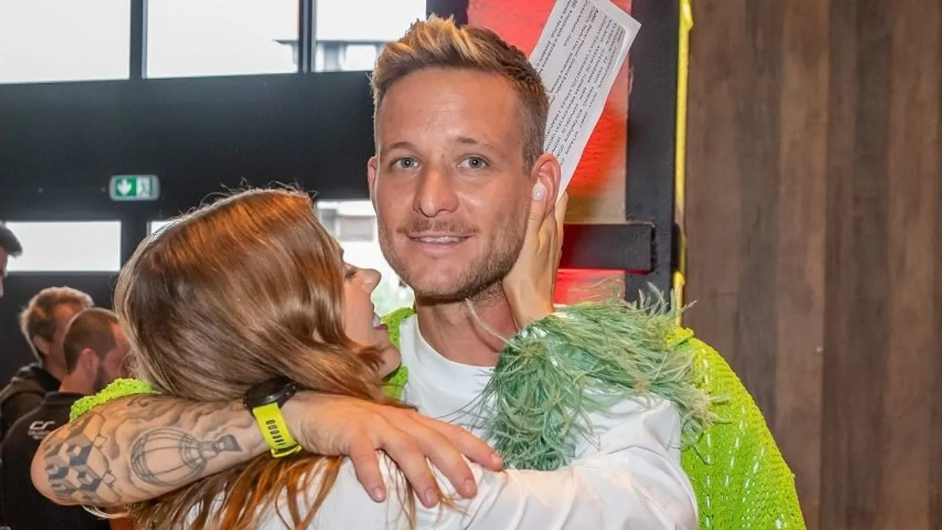 Csobot Adél fergetegesen ünnepelte születésnapját