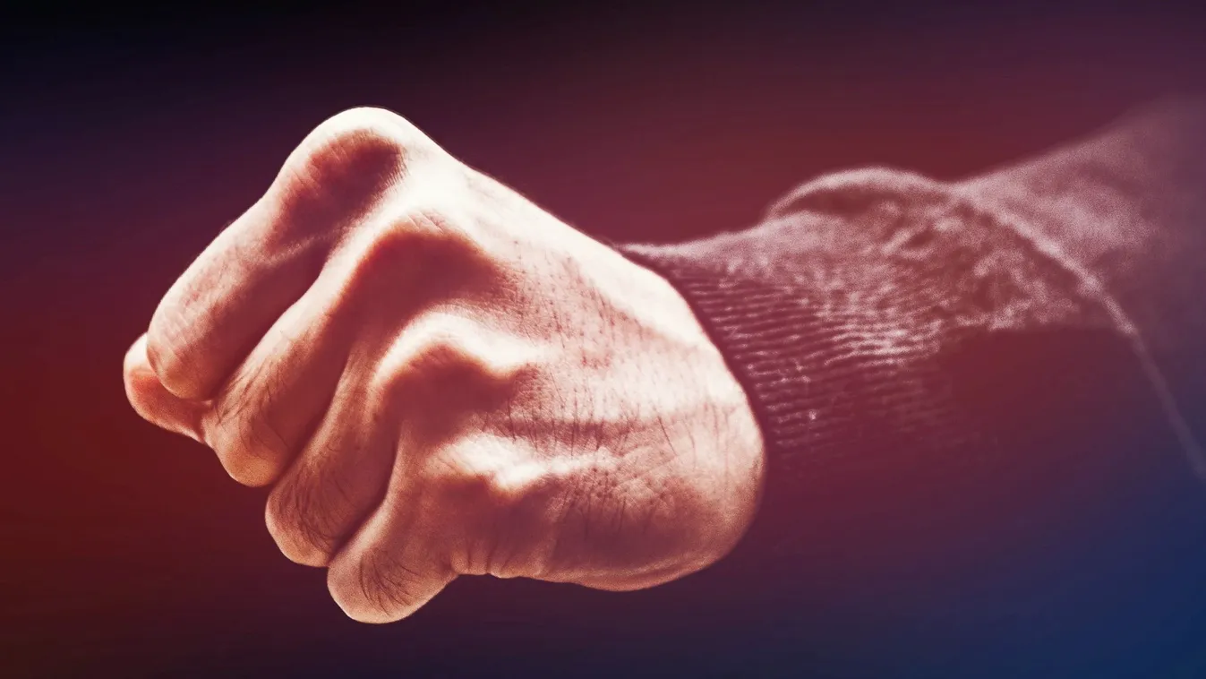 Úgy megverték Andreát, hogy leszakadt a lépe