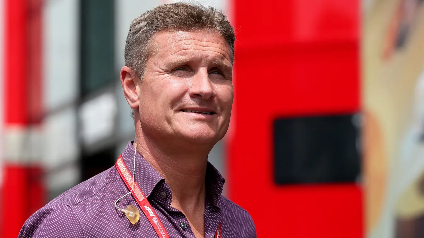 Ötvenen túl is lepedőakrobata a Forma-1 sztárja