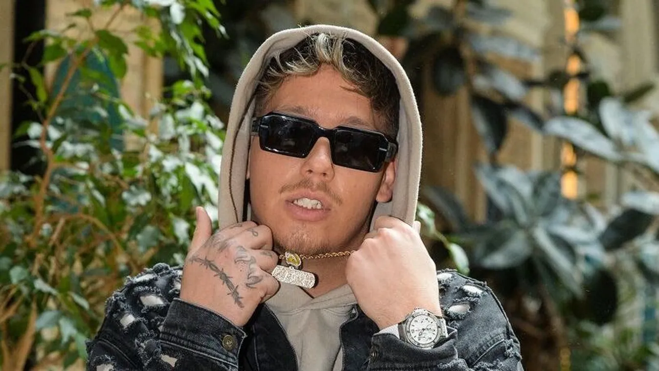 Koncert közben felejtette el a szövegét Manuel