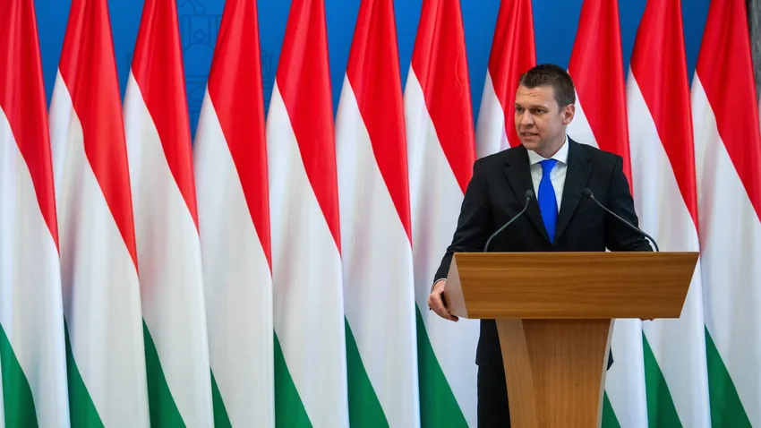 Menczer: Magyar Péter ennél baloldalibb már nem is lehetne