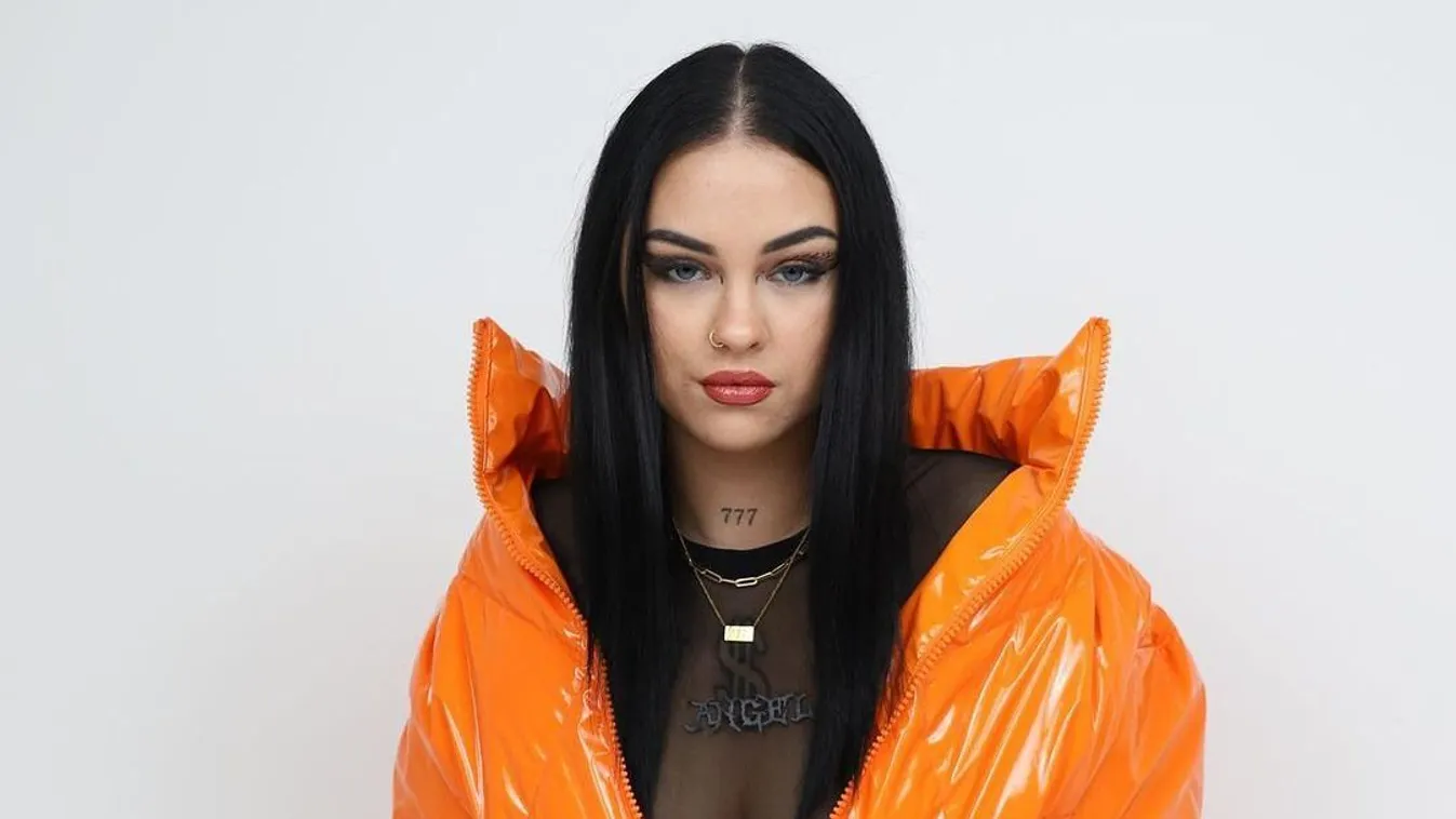 Hoppá! Lil G apró bikiniben mutatta meg izmos testét - Fotó