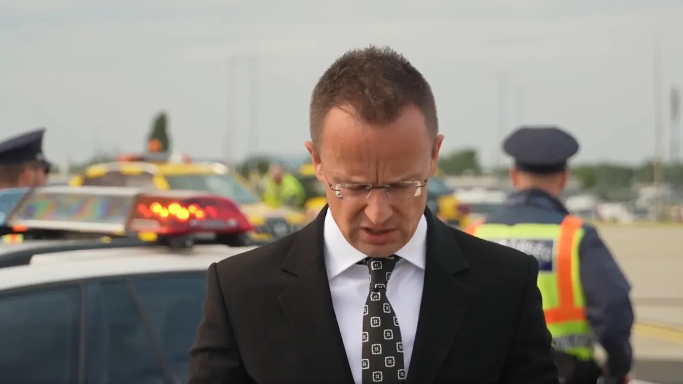 Szijjártó Péter: a NATO átlépte a vörös vonalat!