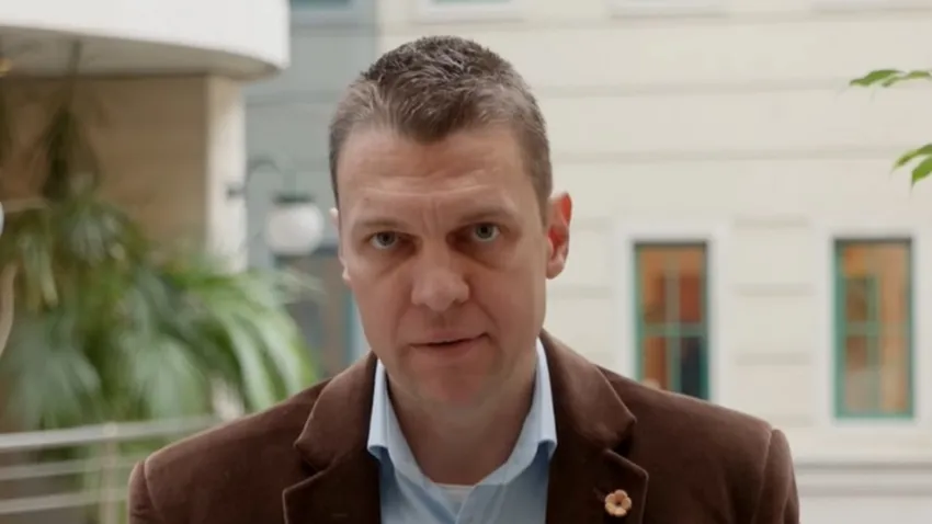 Menczer Tamás: Magyar Péter pártja egy piramisjáték párt