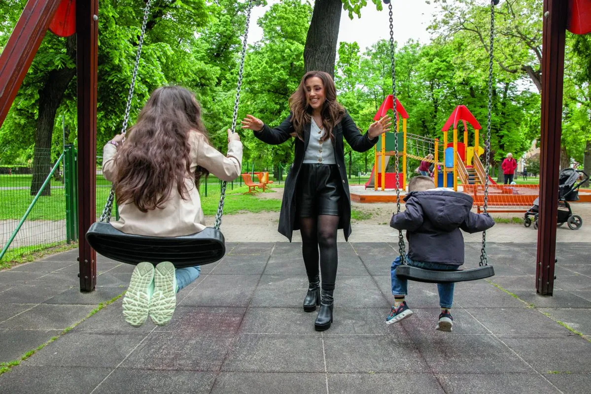 NAGY MELANIE ÉS GYERMEKEI