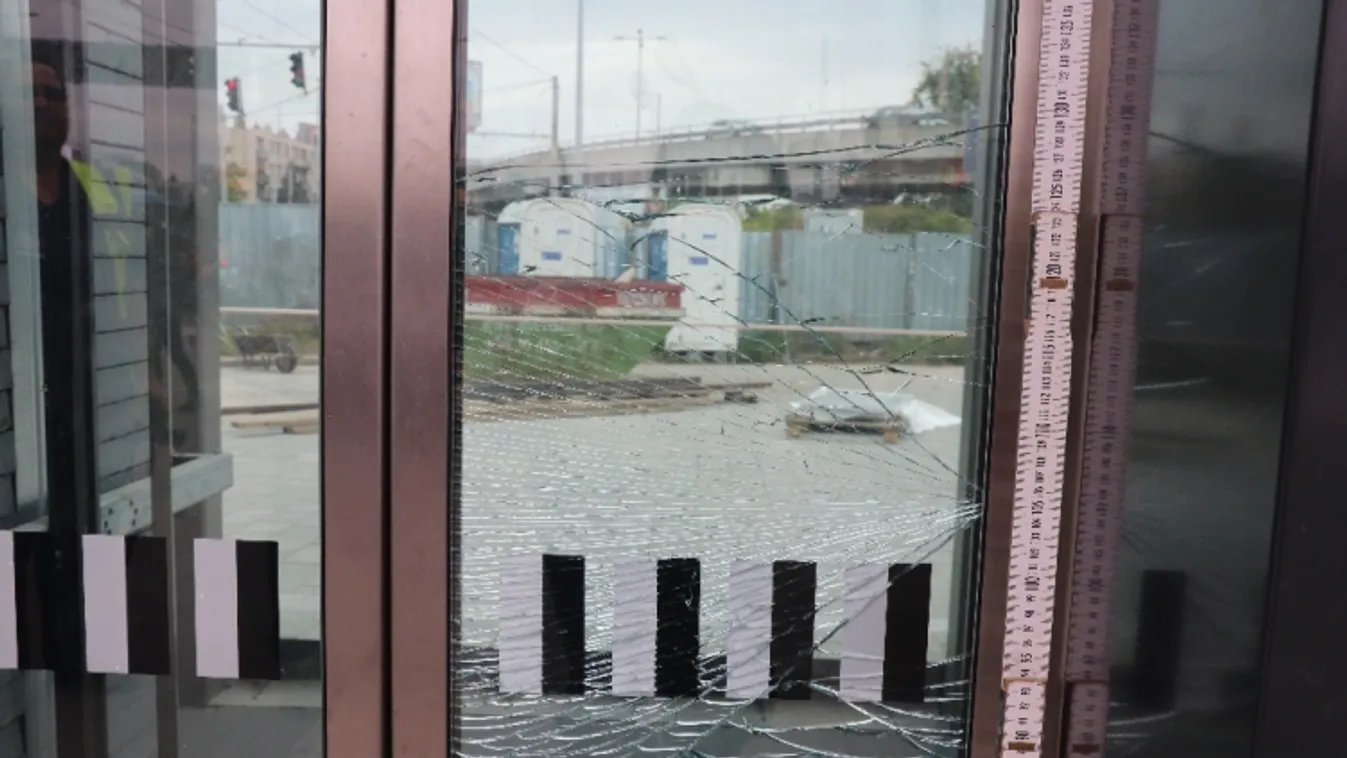 Ellepték a rendőrök a Határ utat – Fotó