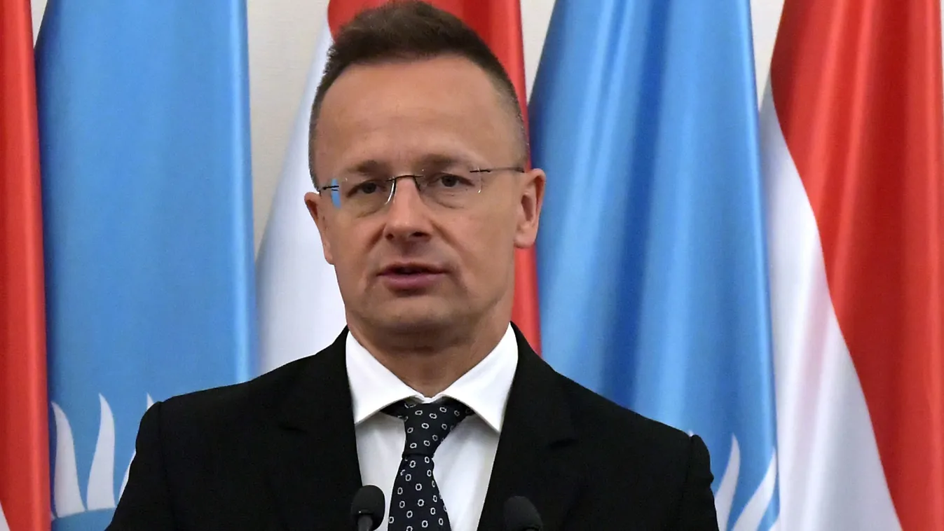 Június 9: békepártiak és háborúpártiak közt lehet választani