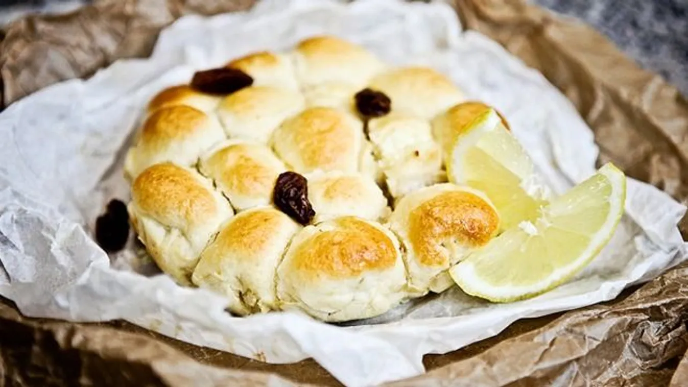 Így készül a labdabukta, főnyeremény ez a süti