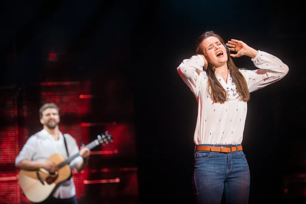 TOMPOS Kátya; Dolhai Attila