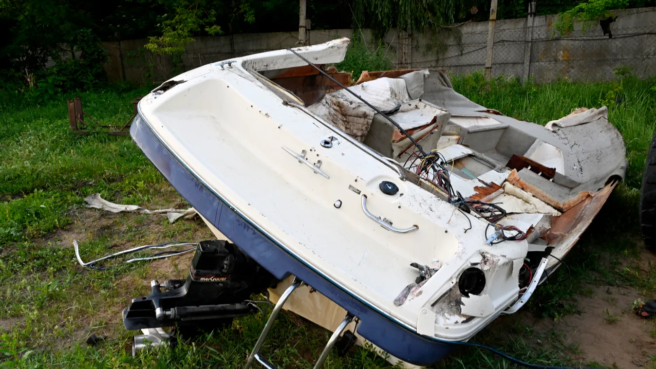 Nem segített, őrizetbe vették a szállodahajó kapitányát