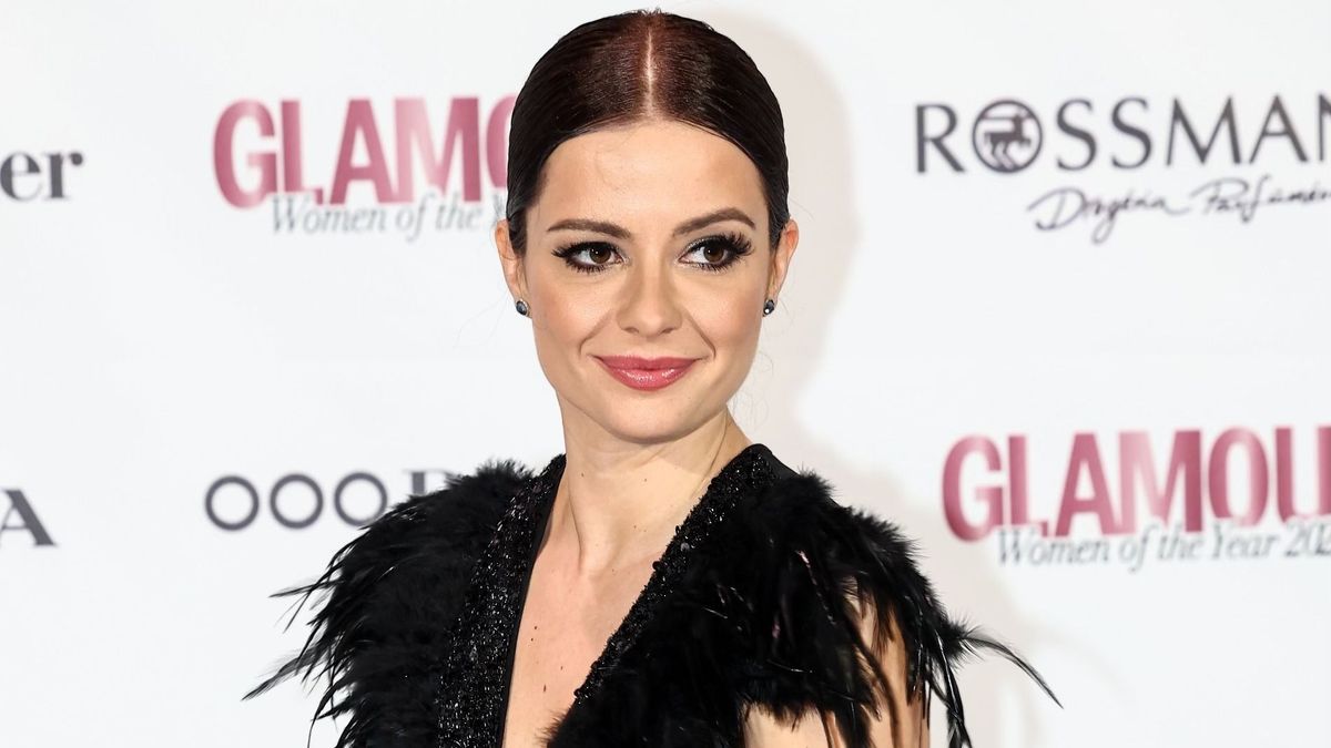 Lola elárulta: ez a titka a sztárok csodás ruháinak – Galéria
