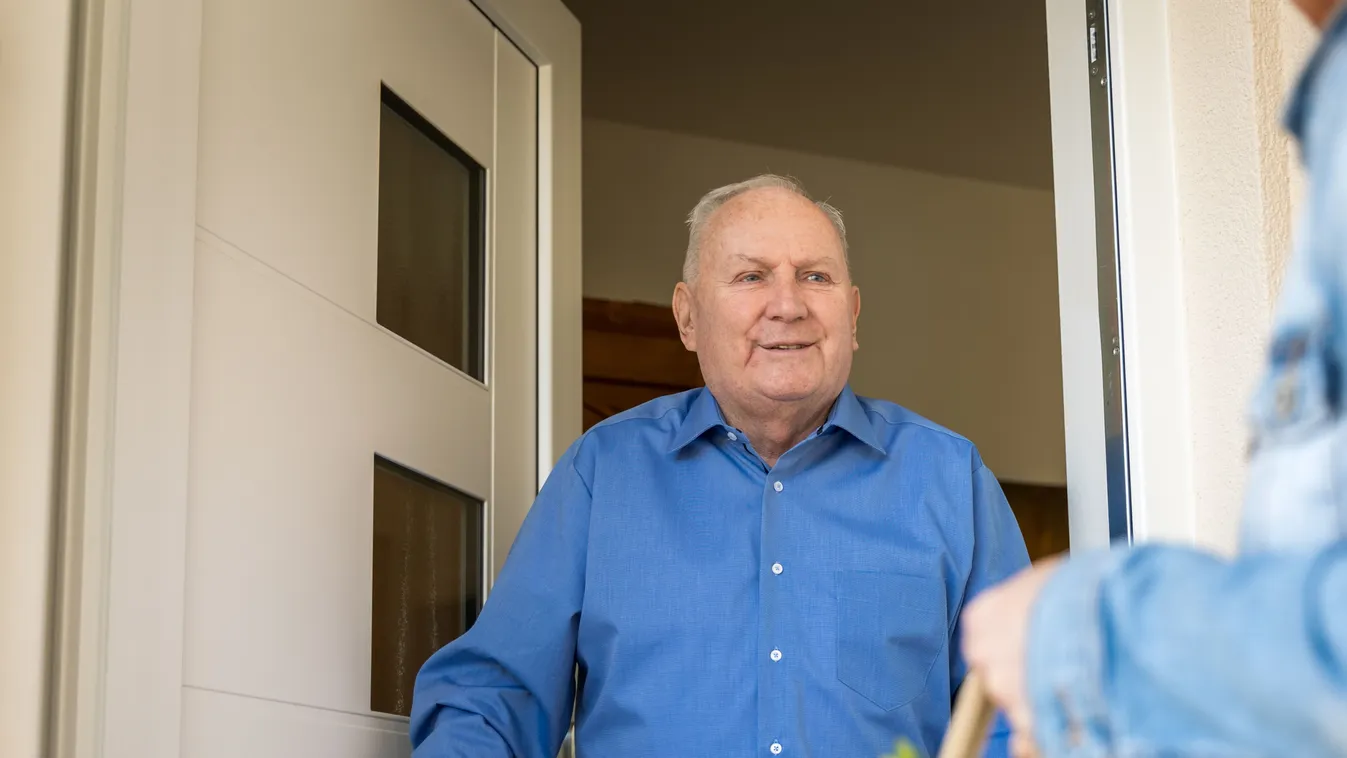 Nyugdíjasokra pályázhat egy csaló Zuglóban: ez a módszere