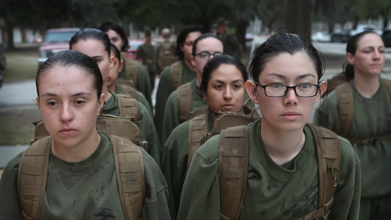 A nők sorkatonaságát is be akarják vezetni Németországban