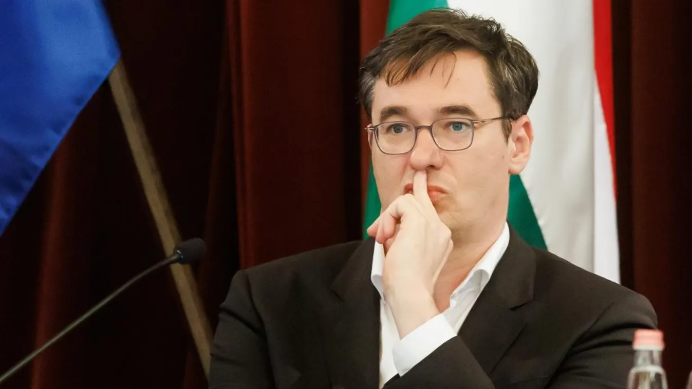 Karácsonyék "fedősztorival" papírozták le a 112 milliót