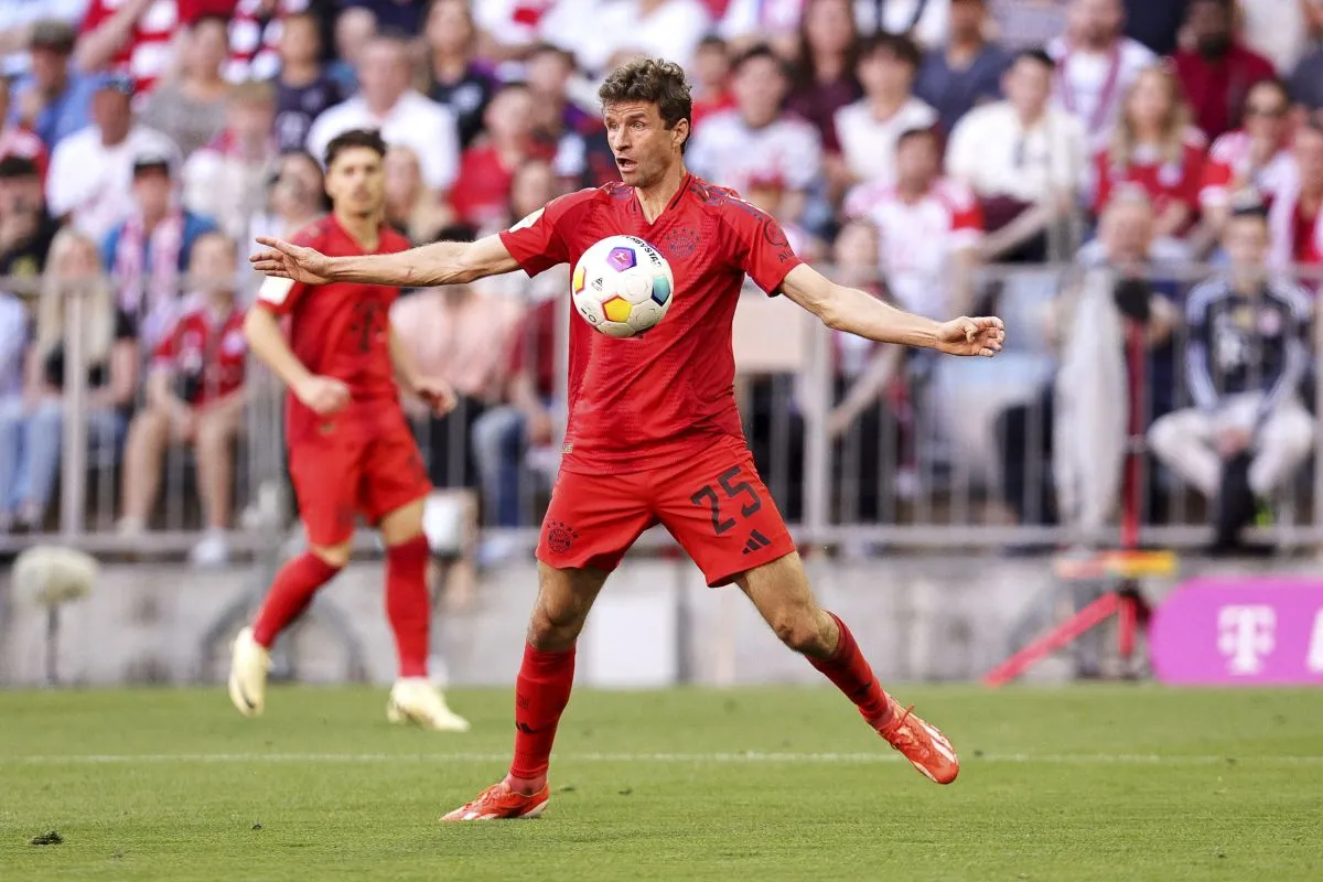 firo : 12.05.2024, Football, Football, 1. League, 1. Bundesliga, Season 2023/2024, 33.matchday FC Bayern Munich - VfL Wolfsburg,