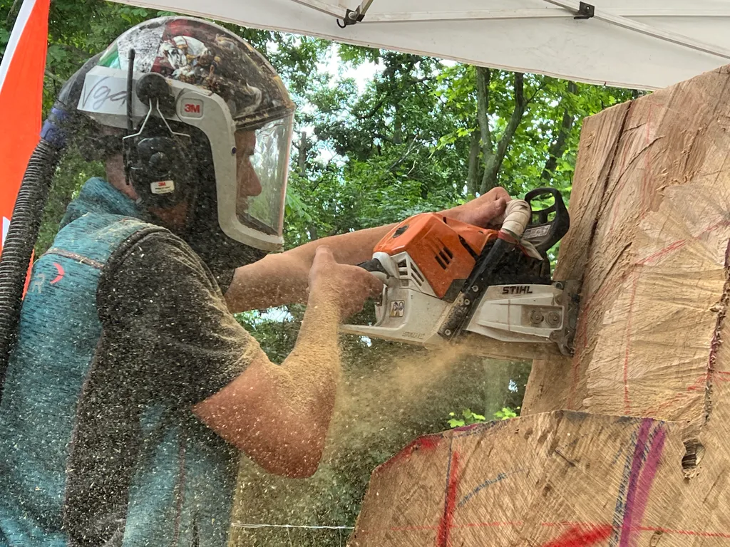 Varga Norbert Láncfürészes, Tatai Patara