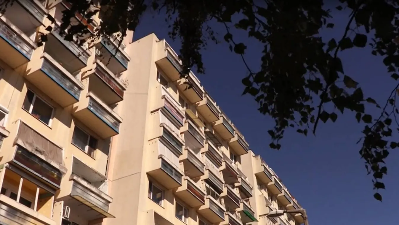 Puszta kézzel verte halálra a szegedi édesanyát a rém