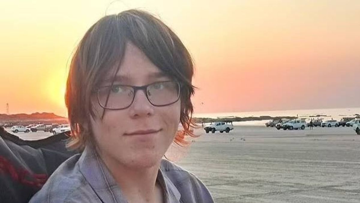 A rendőrök karjaiba omlott az anya, amikor közölték vele: 18 éves fia nincs többé