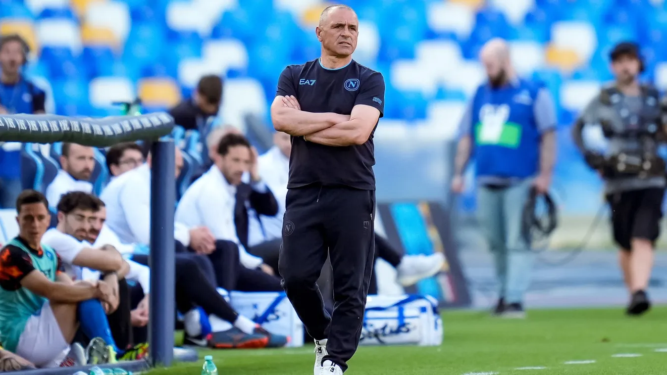  Tippelt az Eb-re a szlovákok kapusedzője