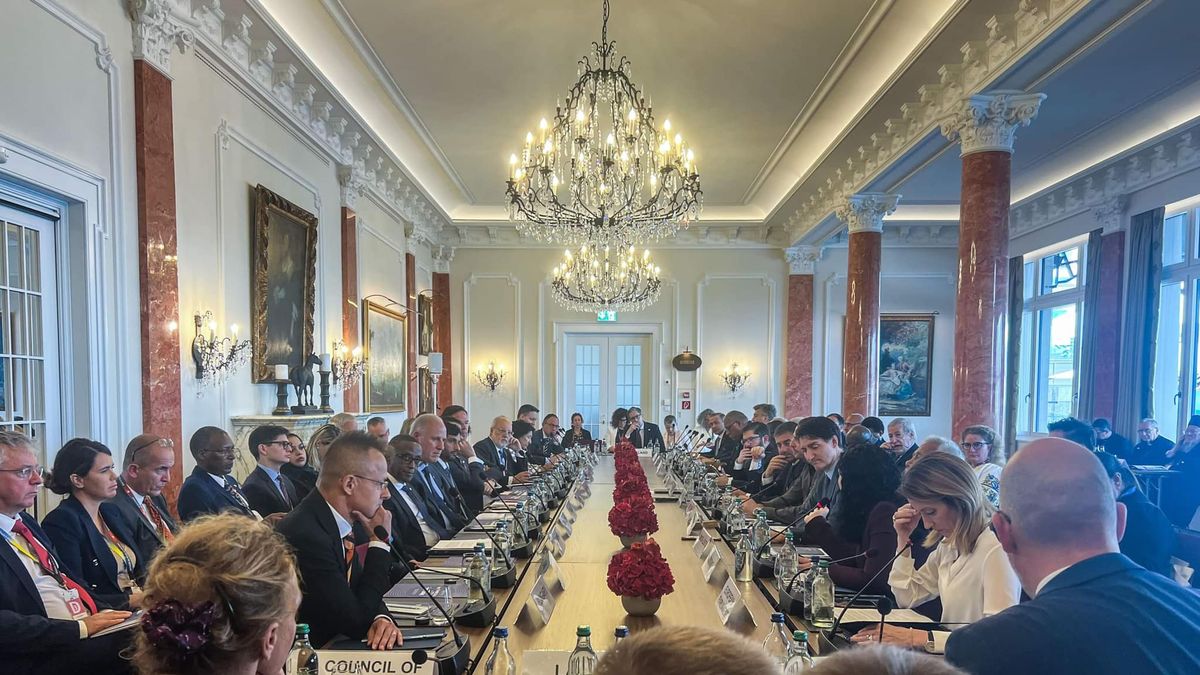 Magyarország kész közvetíteni Oroszország felé