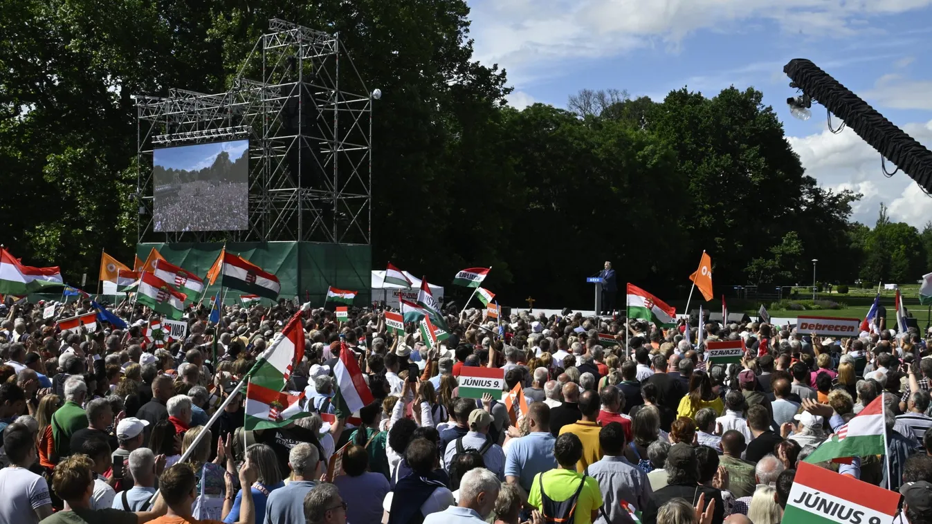 A miniszterelnök a béke üzenetét fogalmazta meg