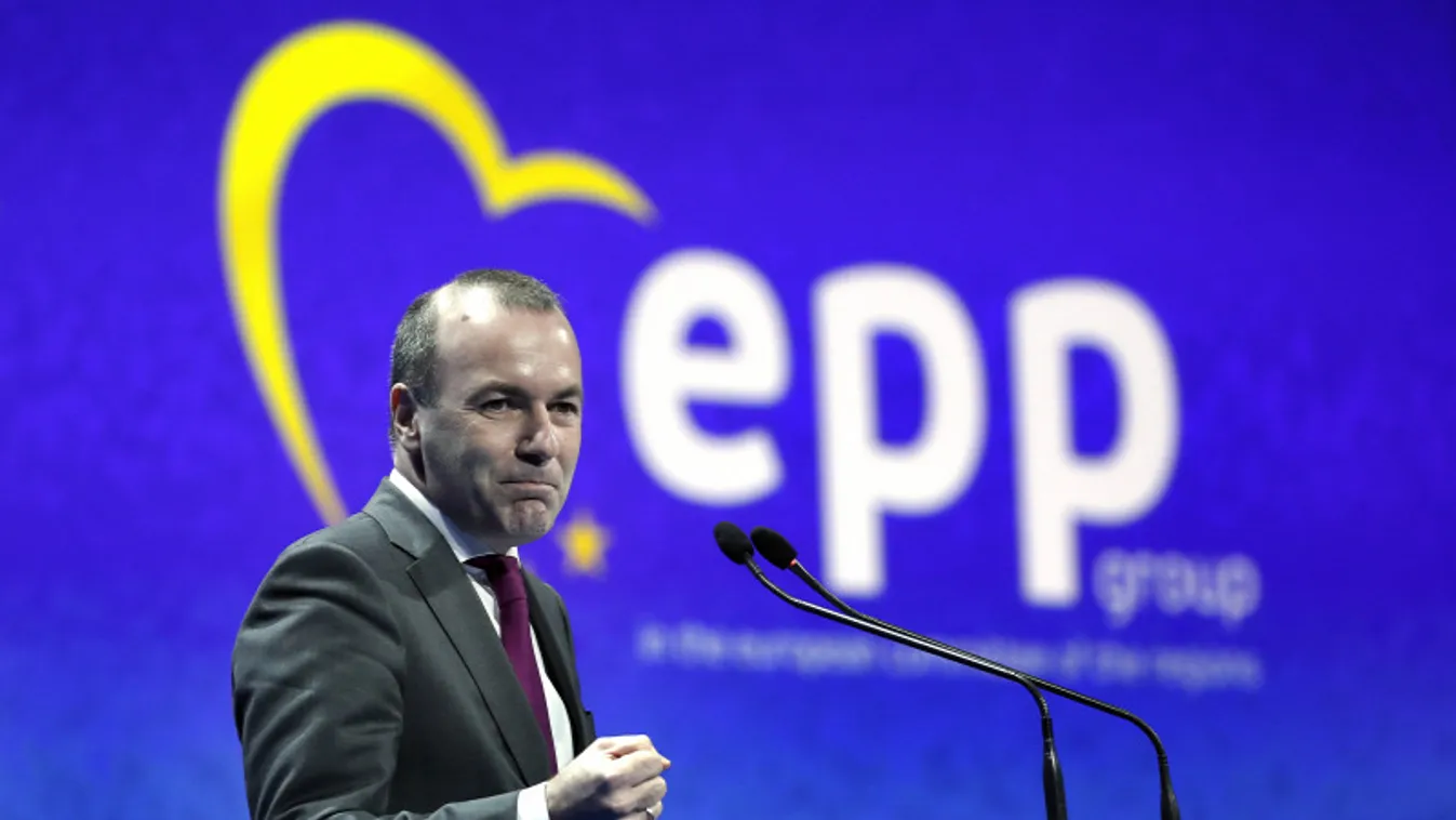 Manfred Weber újra támadni próbál
