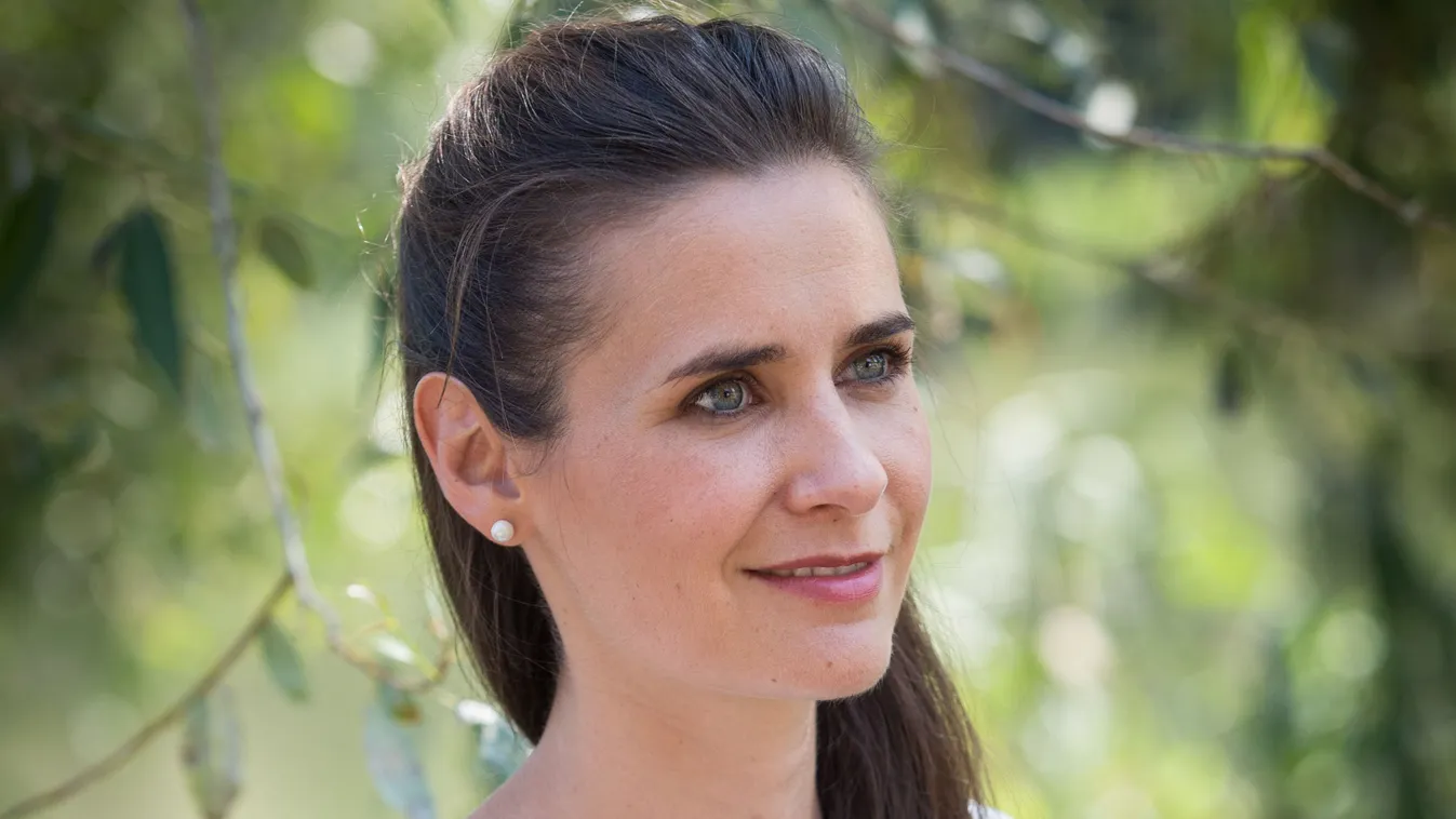 Tompos Kátya várta az időskort