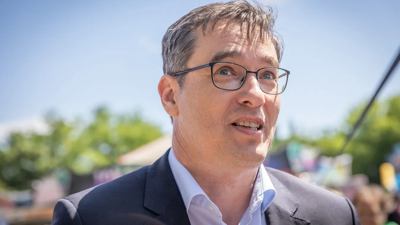 Szentkirályi Alexandra: Karácsony minden autósnak tartozik egy futóművel