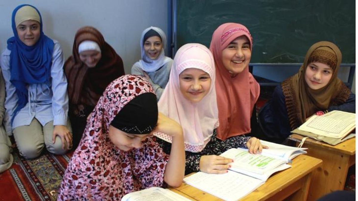 Bécsben a diákok jelentős része már mohamedán – Ripost