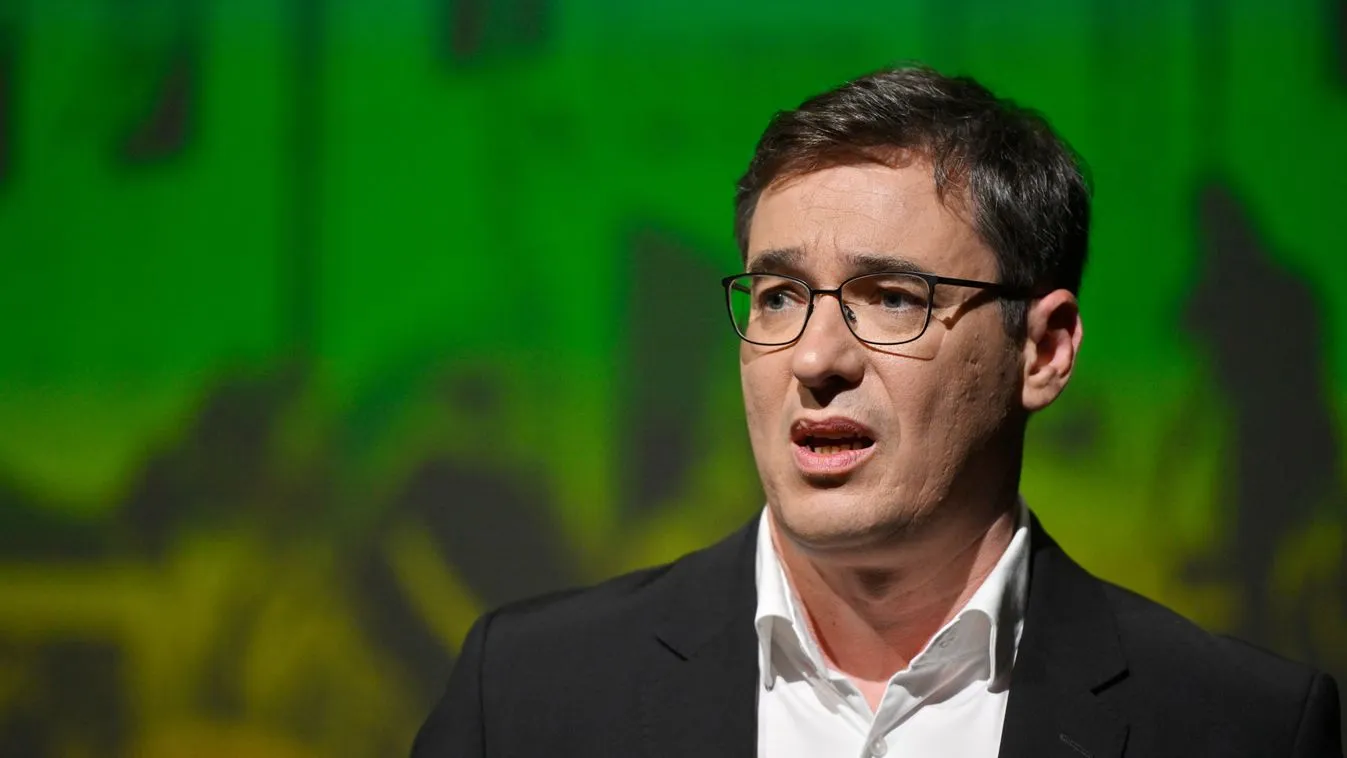 Karácsony közel 1 milliárdot adott a csókosoknak