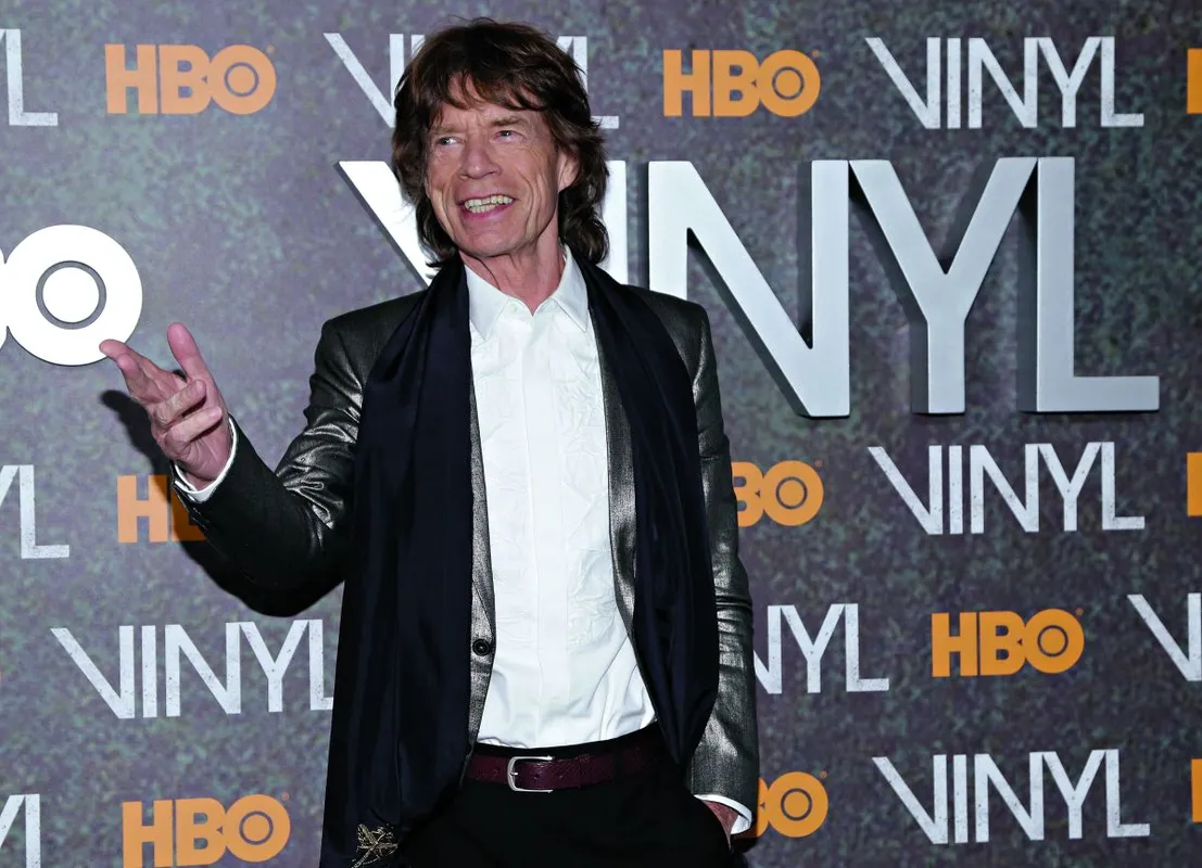 hot feltöltés Eva Mendes lefeküdt Mick Jaggerrel - nem most, de azért na RIPOST