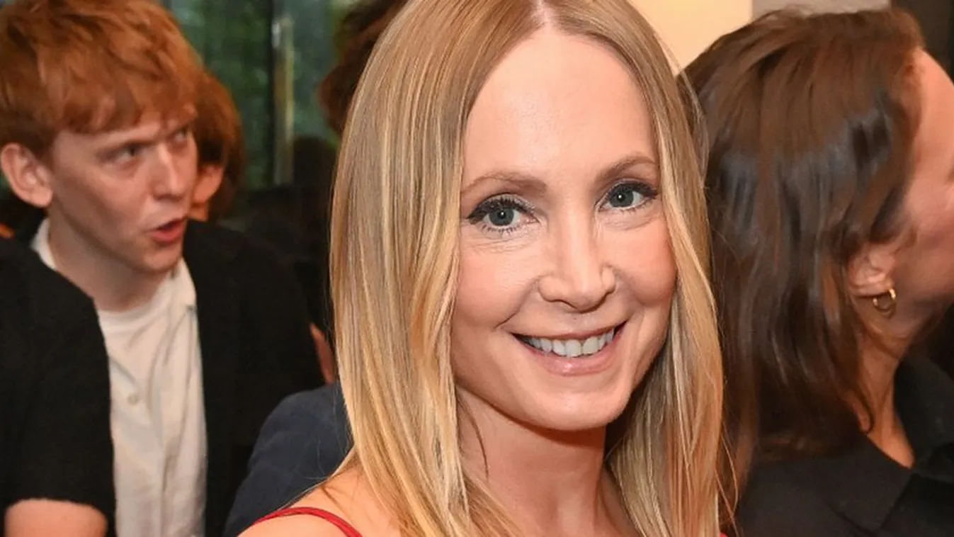 Örömhírt kaptunk: babát vár a gyönyörű színésznő