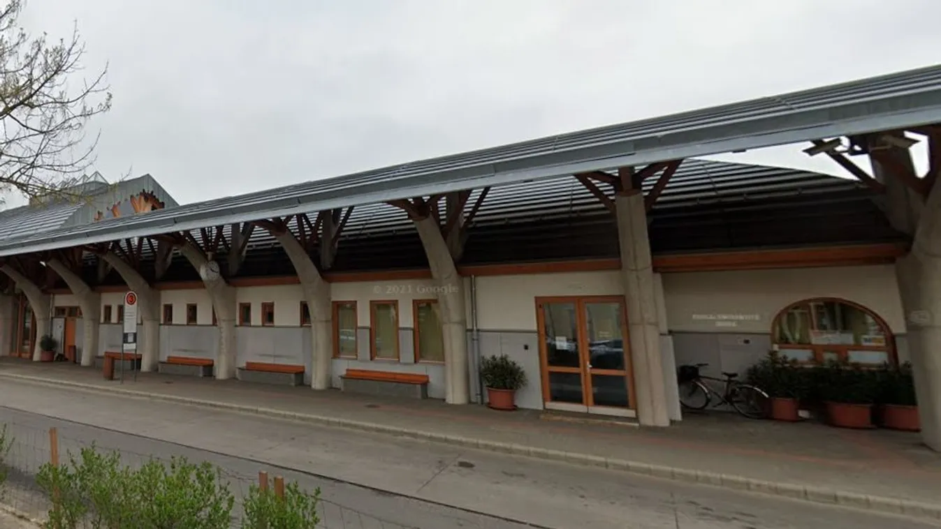 Kiakadtak Makón: pisifantomok sokkolnak a buszvégállomáson