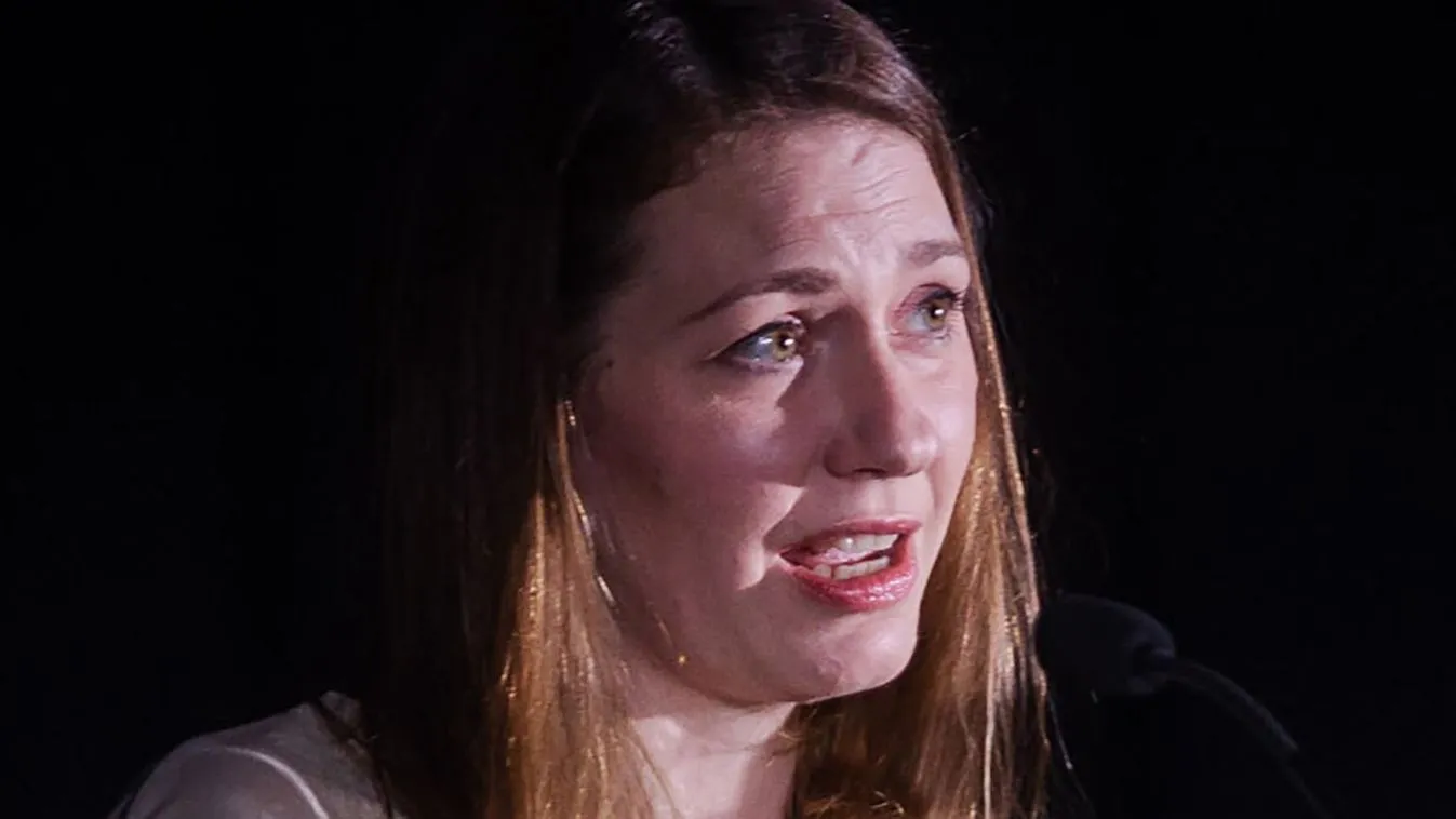 Így tűnt el a süllyesztőben a Momentum