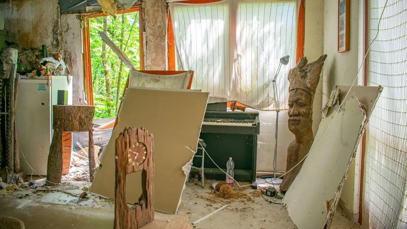 Mindent hátra hagyva eltűntek egy budapesti luxusház lakói