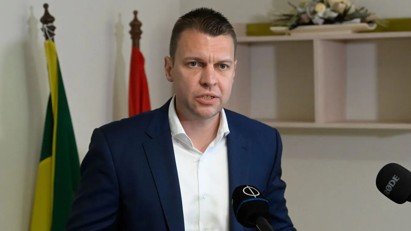 Menczer Tamás: Miről beszélünk?!