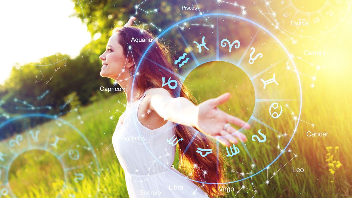 Astrology,Smartphone,App,Concept.,Woman,On,Nature,Background