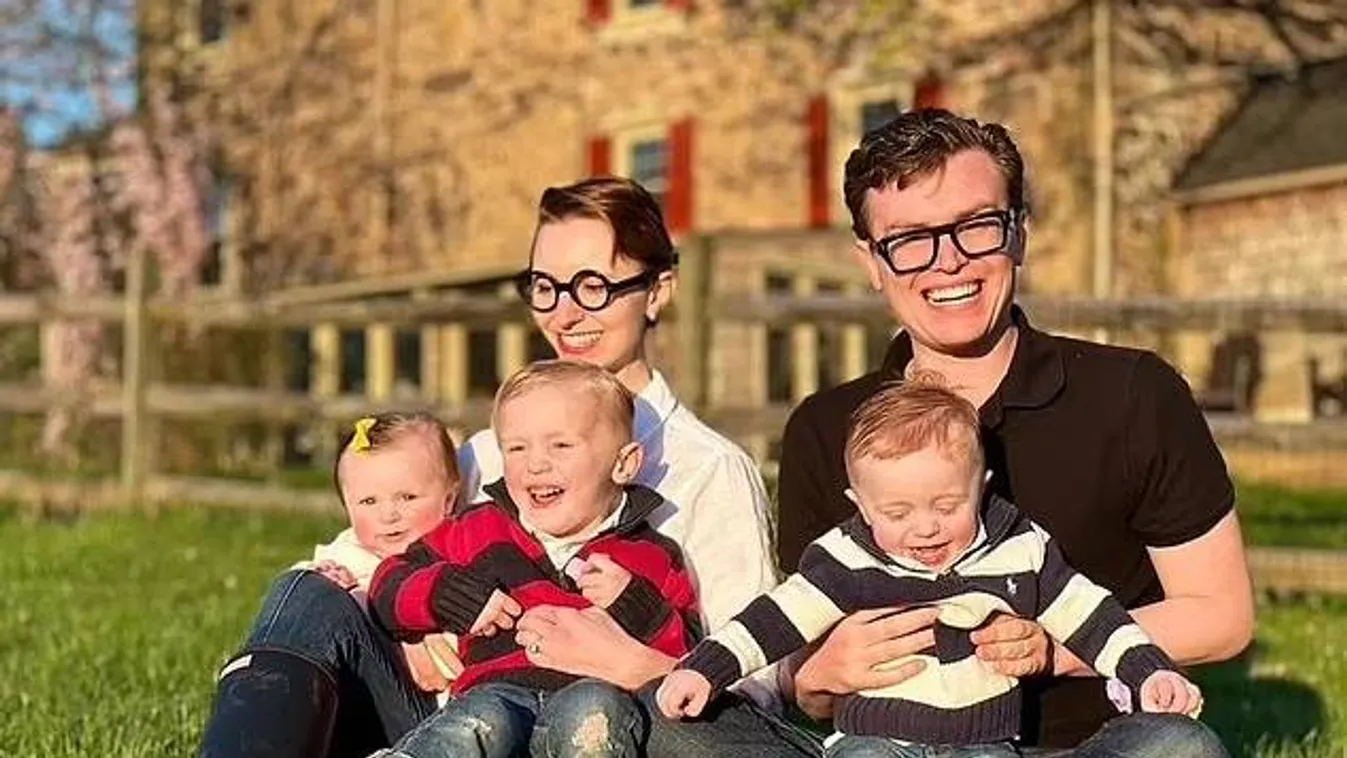 "Nem veszünk játékot a gyerekeinknek, de egy iPad ott lóg a nyakukban"